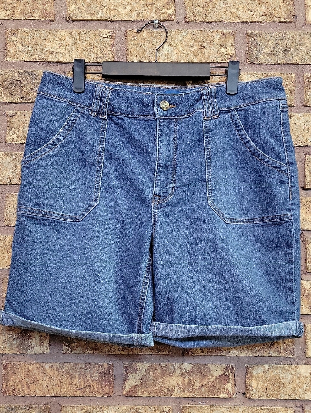 Northcrest Women's Casual Denim Rolled Cuff Shorts Size 12
